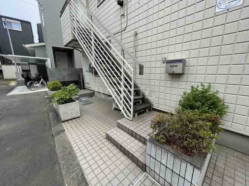 21/24 エントランス