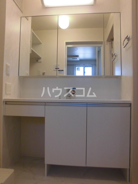 13/30 洗面