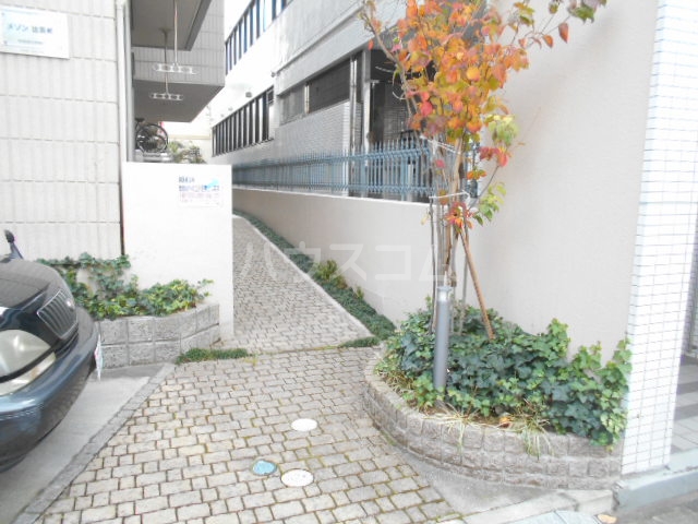 15/25 エントランス