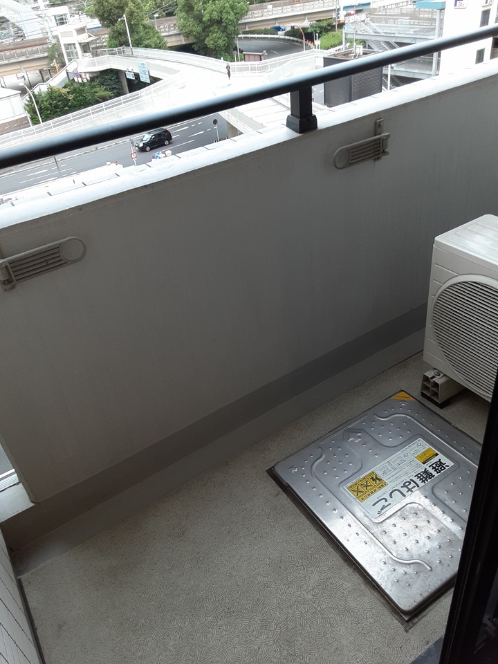 19/30 バルコニー