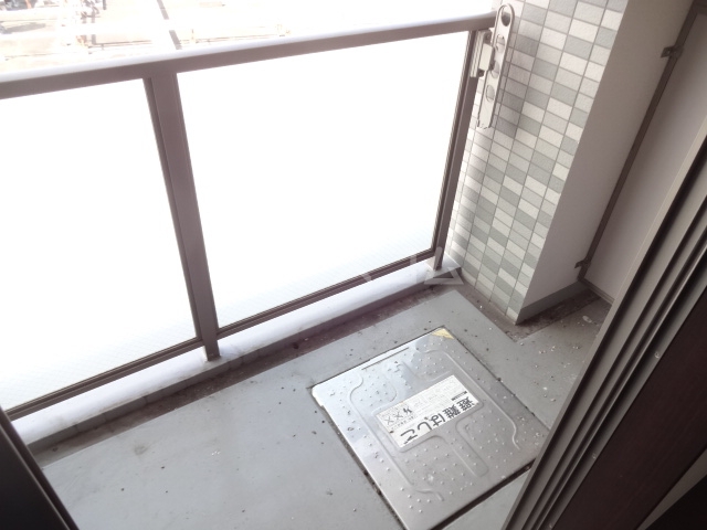 20/30 バルコニー