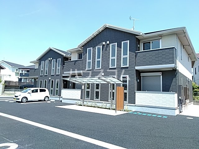 26/30 エントランス