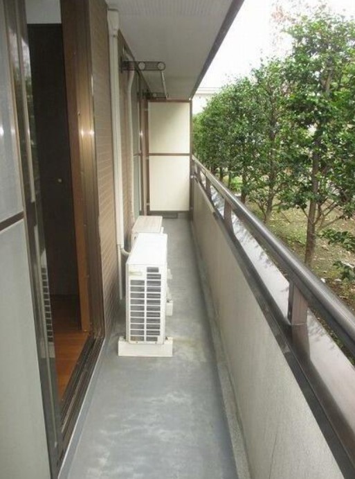13/16 バルコニー