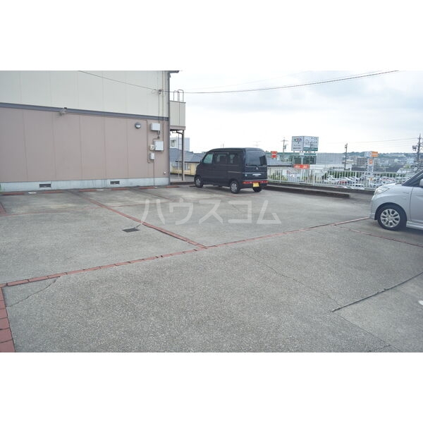 16/26 駐車場