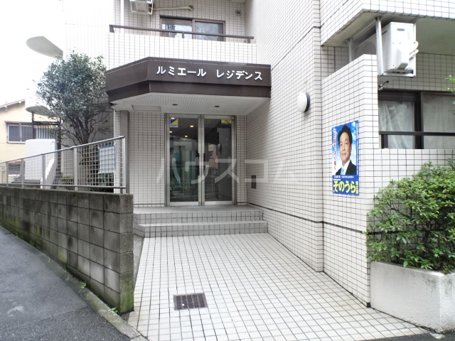 15/23 エントランス