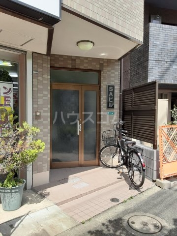 2/6 エントランス