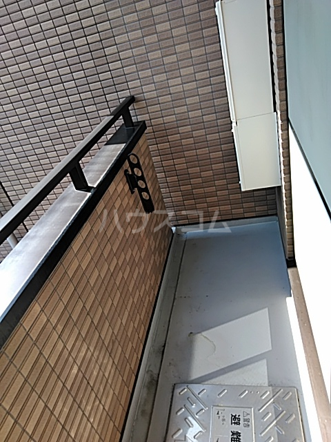 20/30 バルコニー