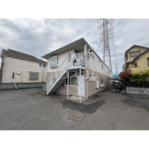 15/26 エントランス