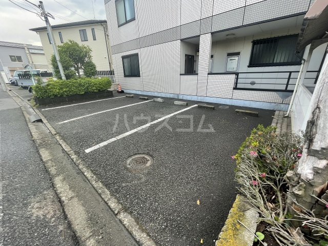 22/25 駐車場