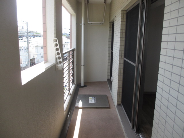 21/30 バルコニー