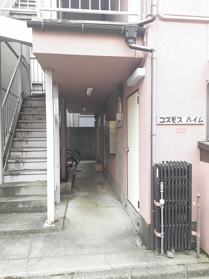 15/17 エントランス