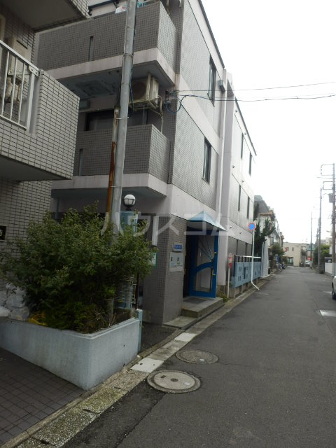 15/25 エントランス