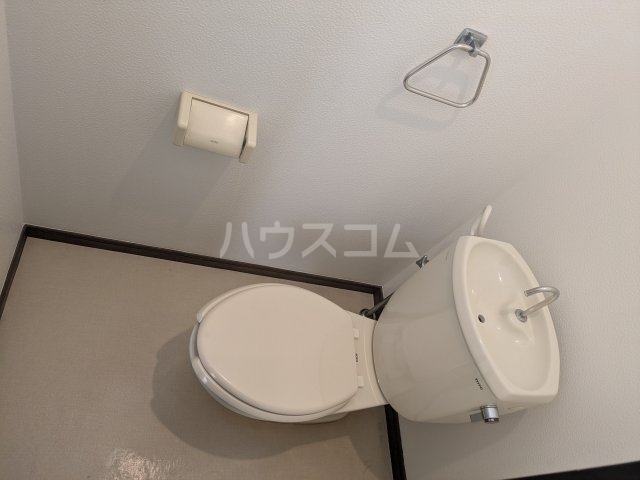 14/30 トイレ