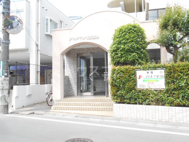 22/30 エントランス