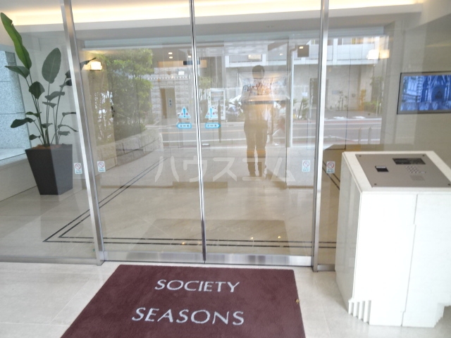 14/24 エントランス