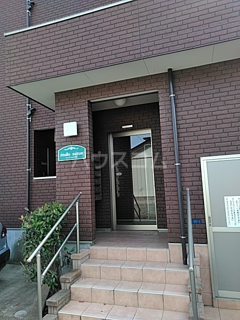 16/26 エントランス