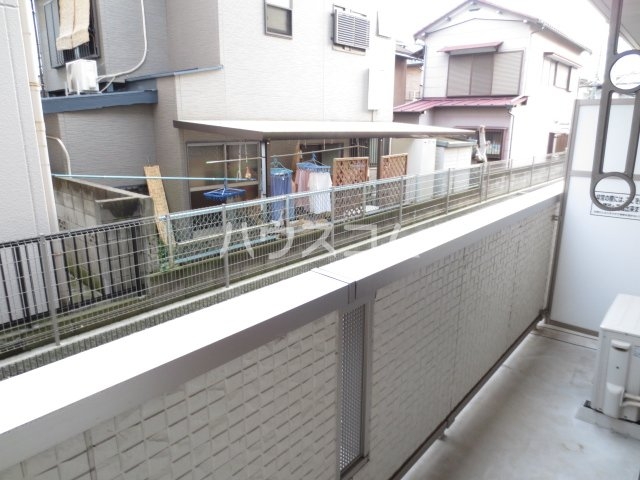23/30 バルコニー