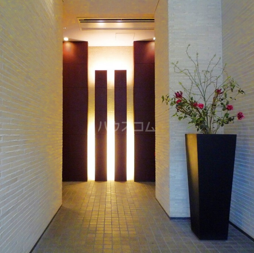 5/8 エントランス