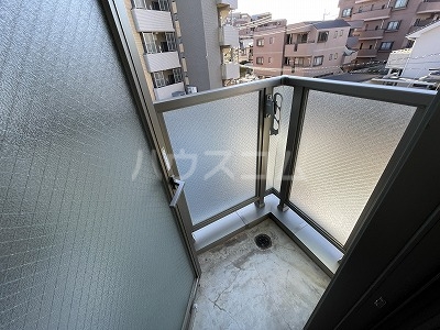 3/4 エントランス