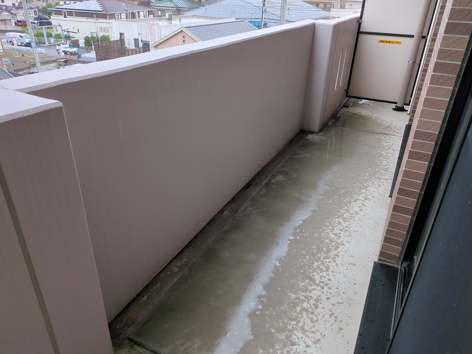 14/28 バルコニー