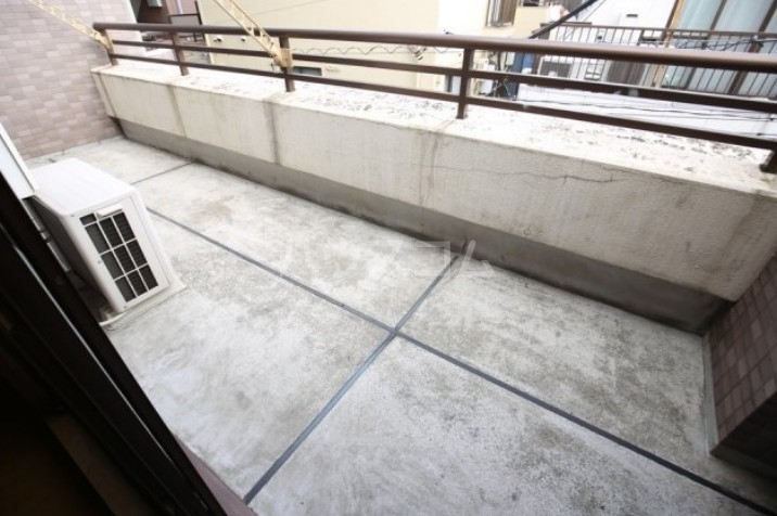 18/30 バルコニー