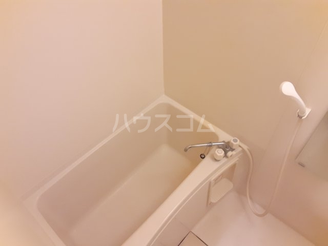 17/30 浴室