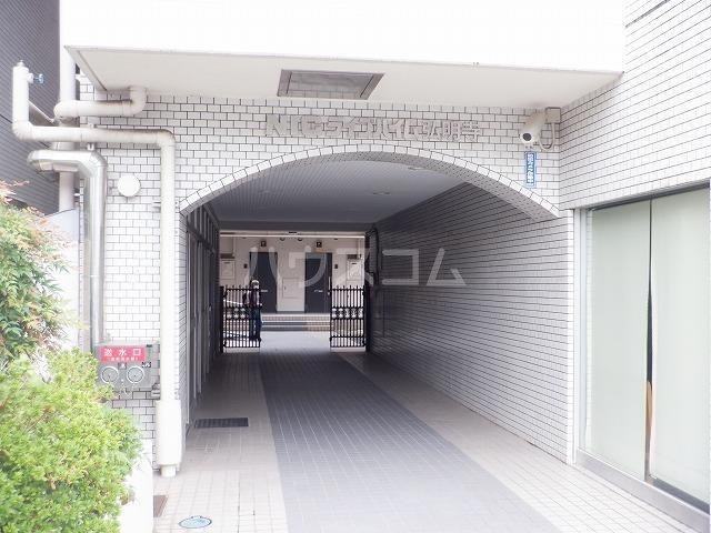 13/23 エントランス