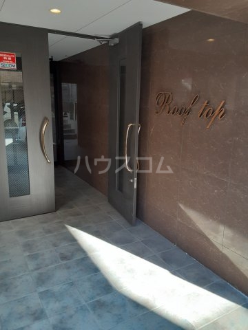 19/28 エントランス