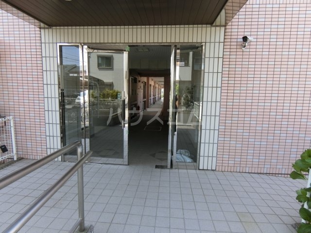 15/25 エントランス