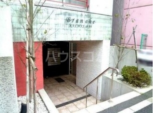 15/20 エントランス