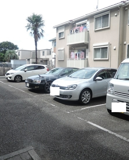 18/29 駐車場