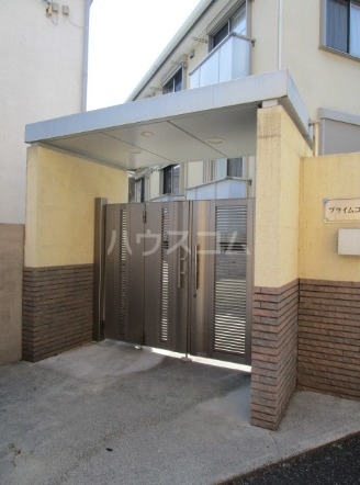 13/15 エントランス