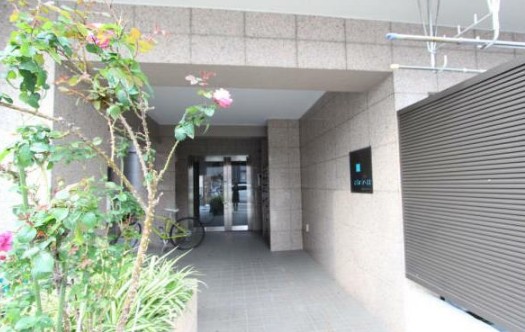 2/5 エントランス