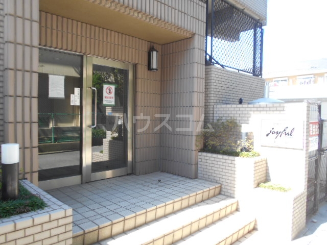 16/25 エントランス