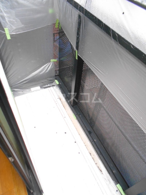 18/26 バルコニー