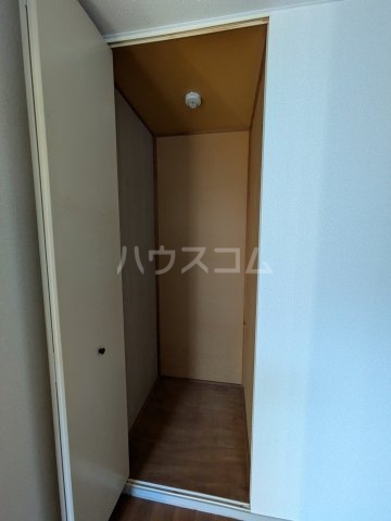 15/29 収納