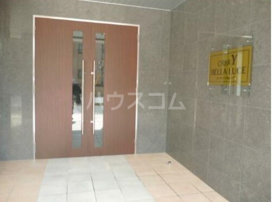 19/29 エントランス