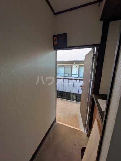 19/27 バルコニー