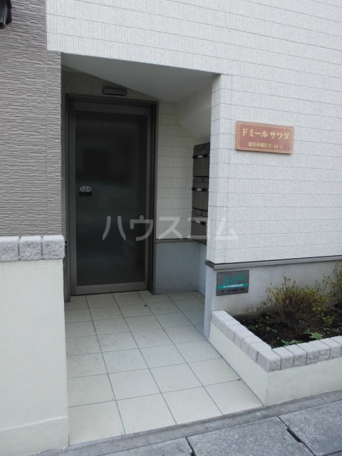 17/27 エントランス