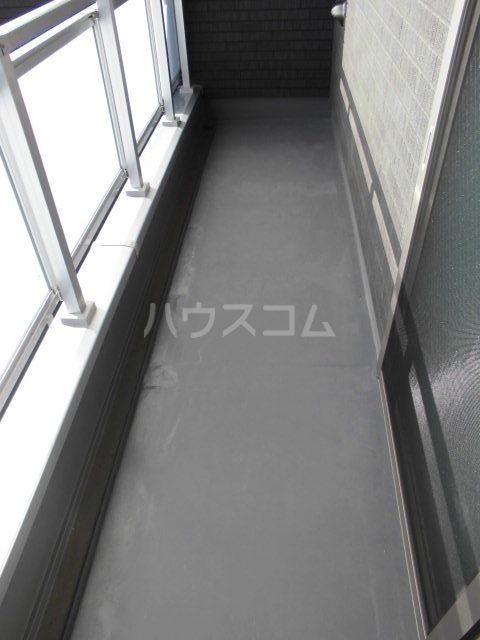 14/27 バルコニー
