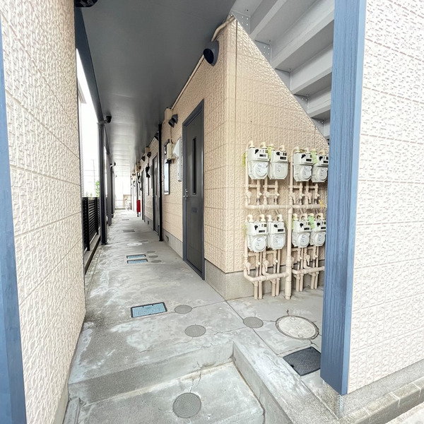 15/22 エントランス