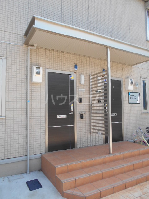 19/29 エントランス