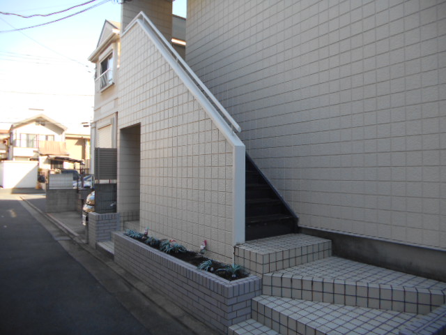 19/29 エントランス