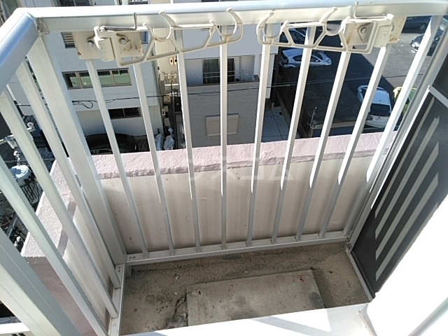 21/30 バルコニー
