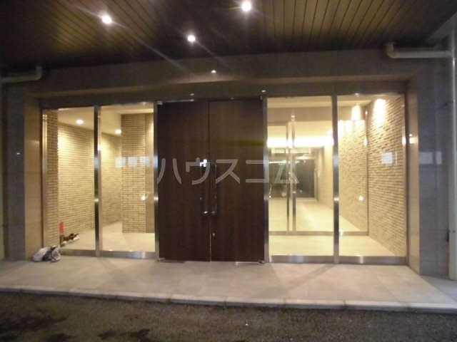 17/24 エントランス