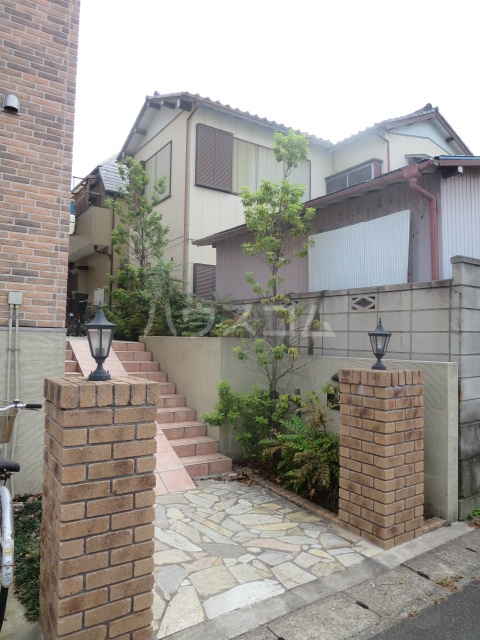 2/10 エントランス