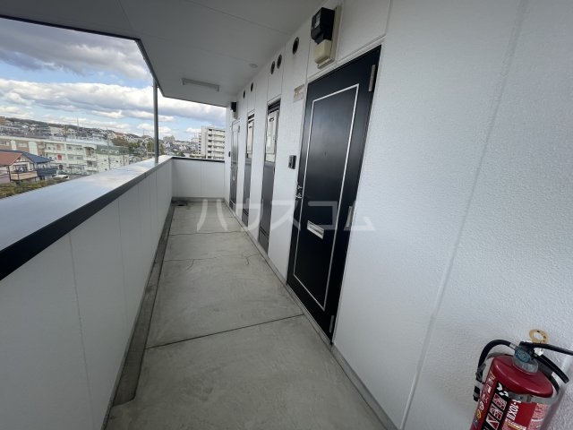 29/30 エントランス