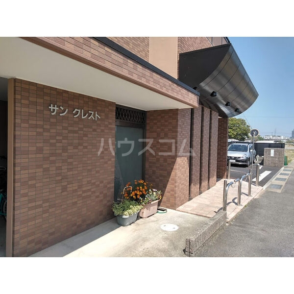 14/21 エントランス