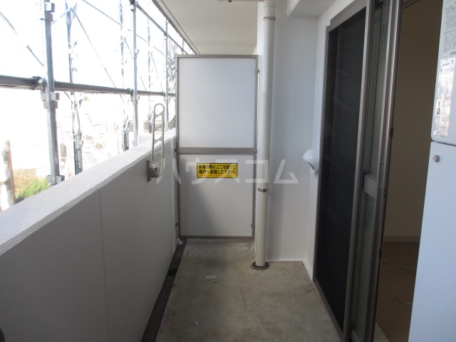 20/30 バルコニー