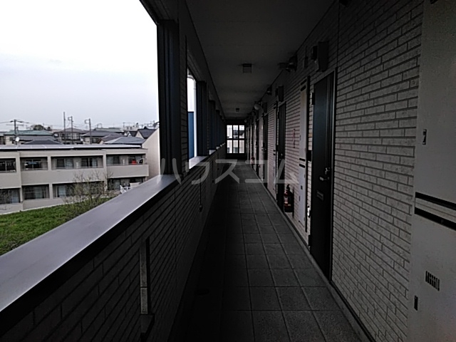 19/30 バルコニー